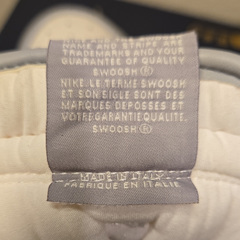 Dior Air Nike Women's Sneakers - Picture 10 of 17